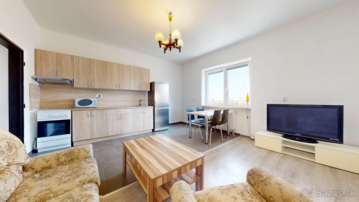 3podl. viacgeneračný RD, obec Veľká Mača, pozemok 800m2 - 12