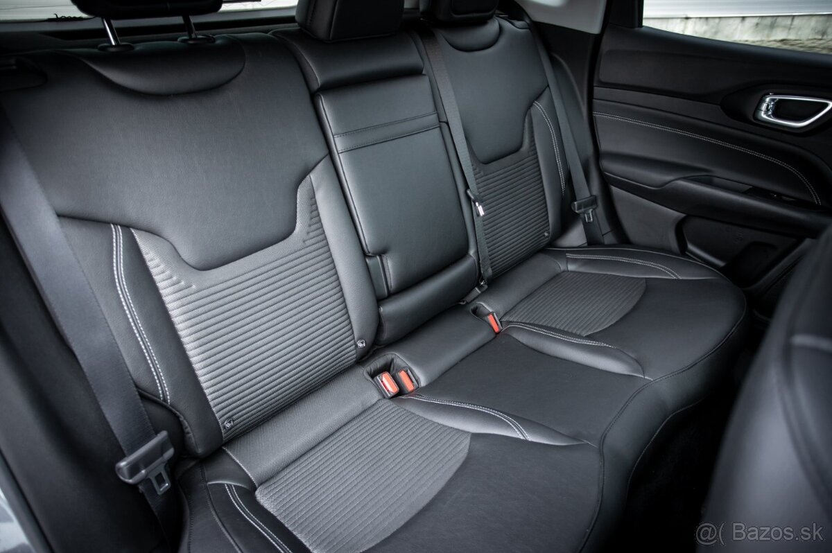Jeep Compass 1.5 e-Hybrid Night Eagle, 96kW, AT7 - 12