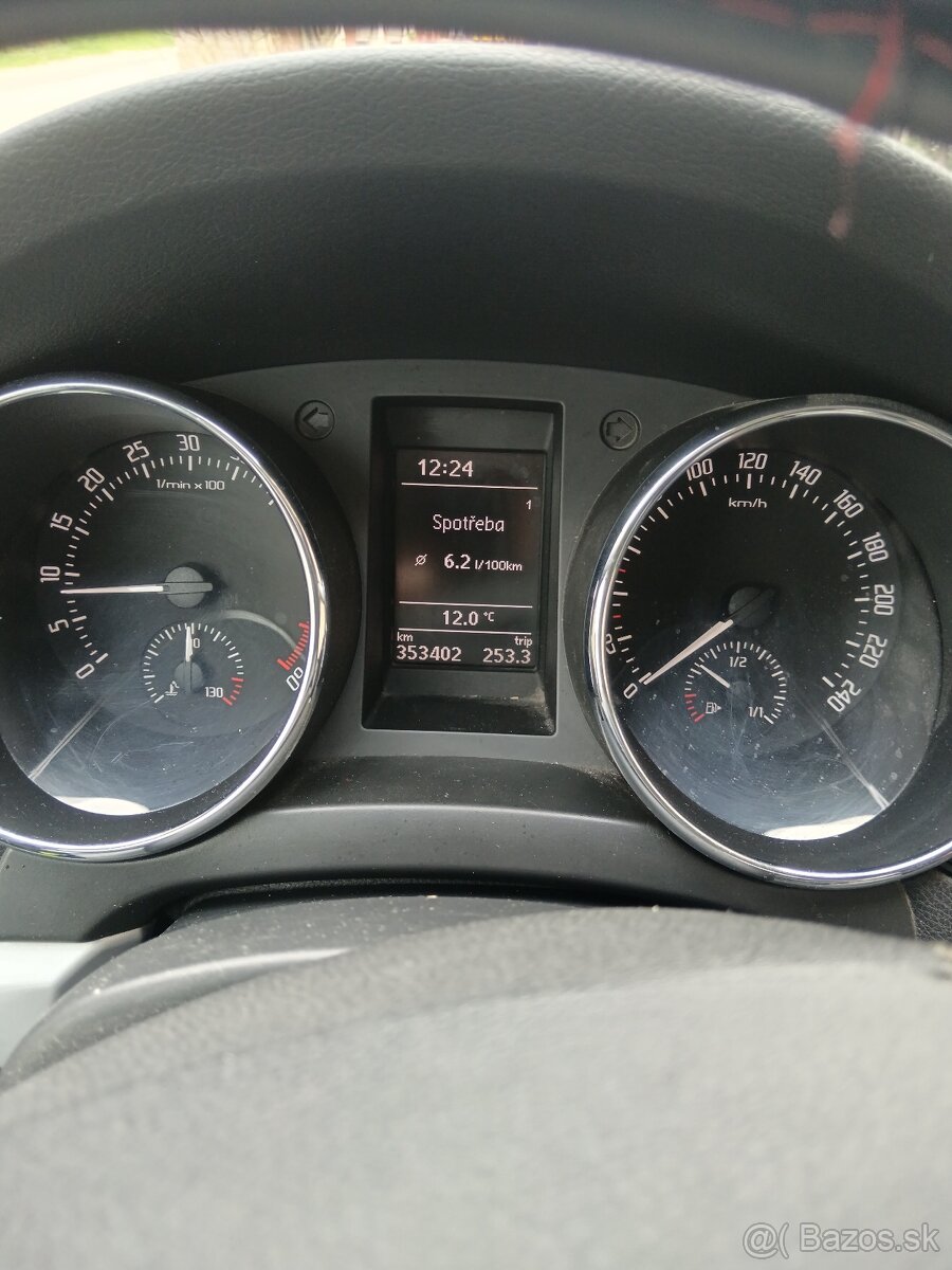 Škoda Yeti - 12