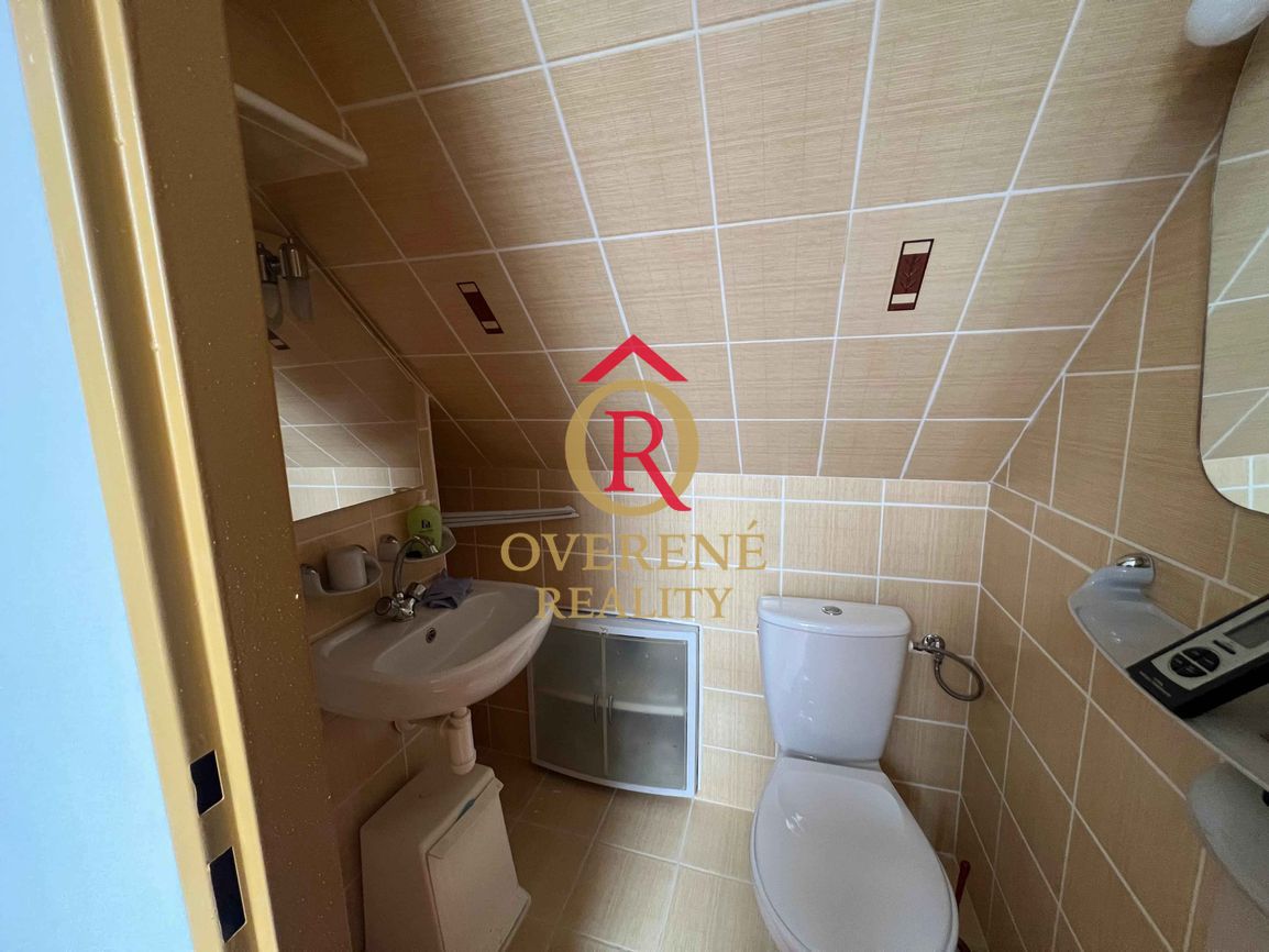 Zrekonštruovaný štýlový vidiecky dom pod Tatrami - ideálne n - 12