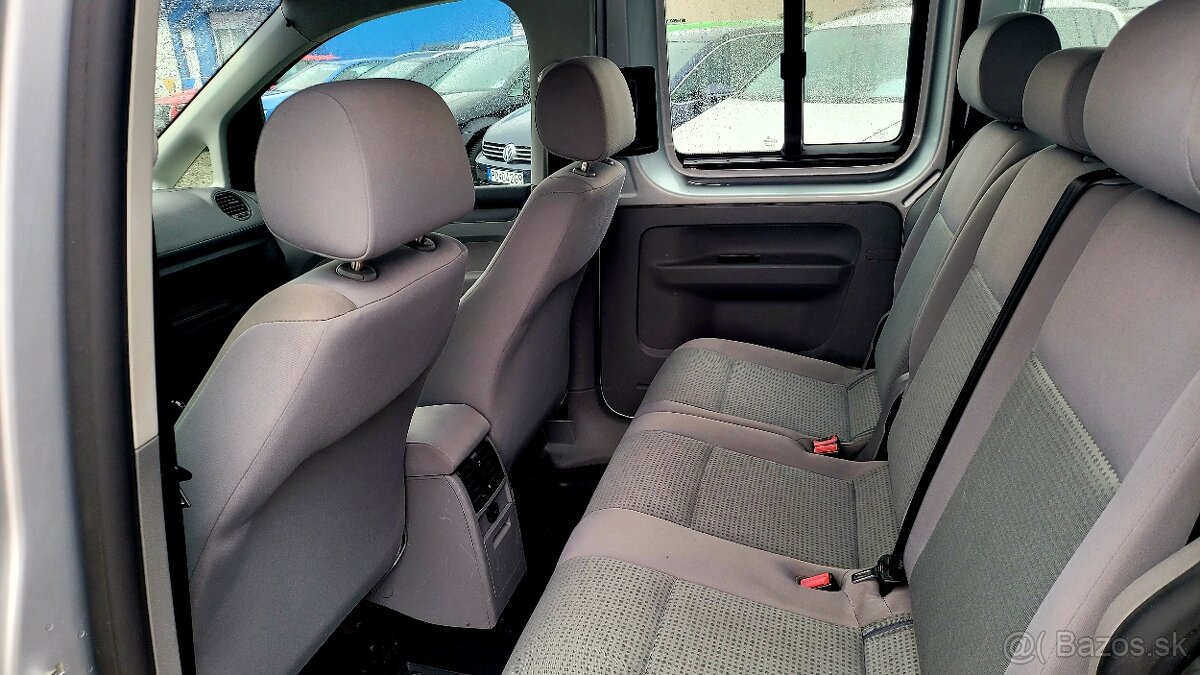 Volkswagen Caddy Kombi 1.9 TDI 5M - 12