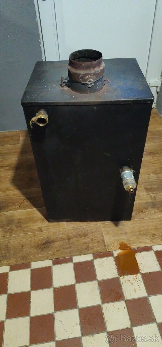 Predám Krbové kachle s výmenníkom ZVEZDA 1 VR 9 - 12