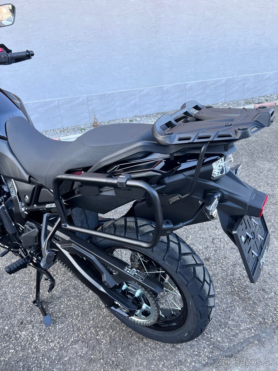 Suzuki Vstrom 800DE - 12