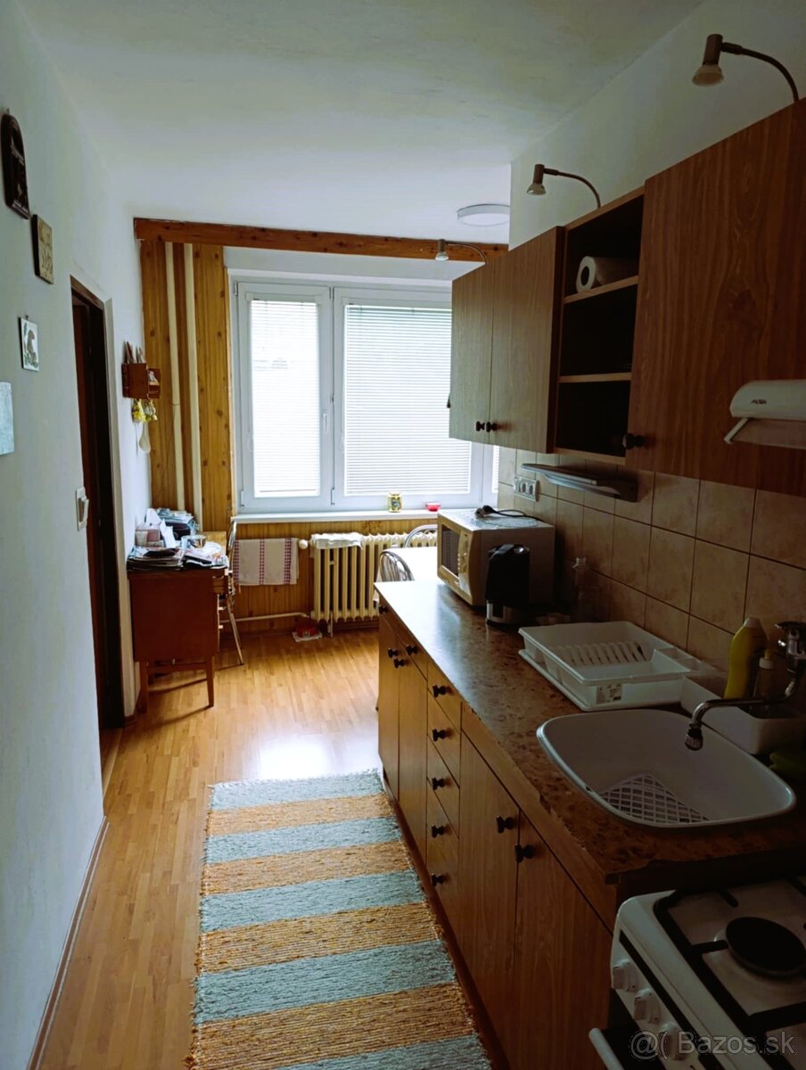 Predám 3 izbový byt s balkónom a loggiou (79m2) Zlatý Potok - 12