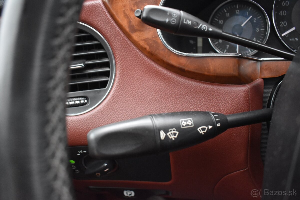 Mercedes-Benz CLS Sedan 350 CGI Blue Elegance - 12