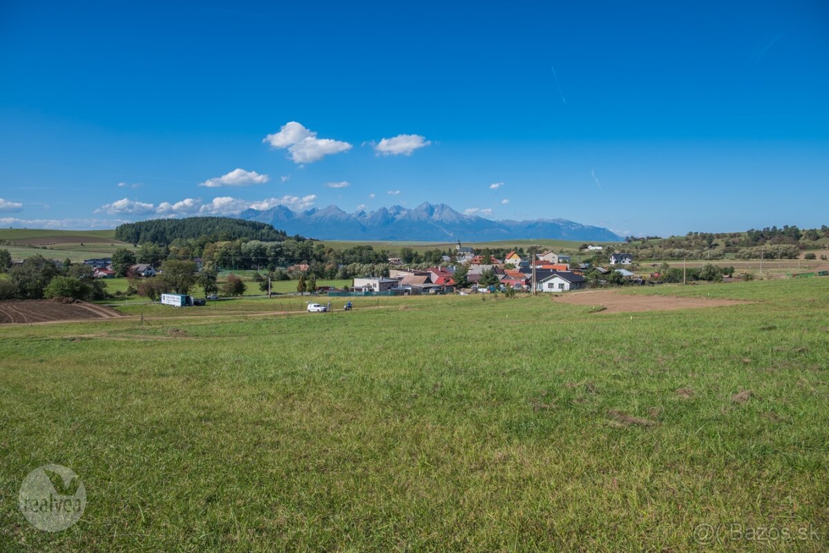 Na predaj stavebné pozemky s výhľadom na Vysoké Tatry - 12