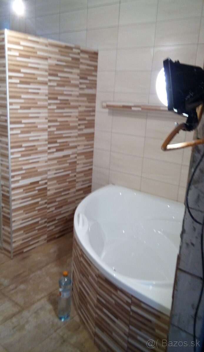 Vyučený murár, maliar a hodinový manžel - 12