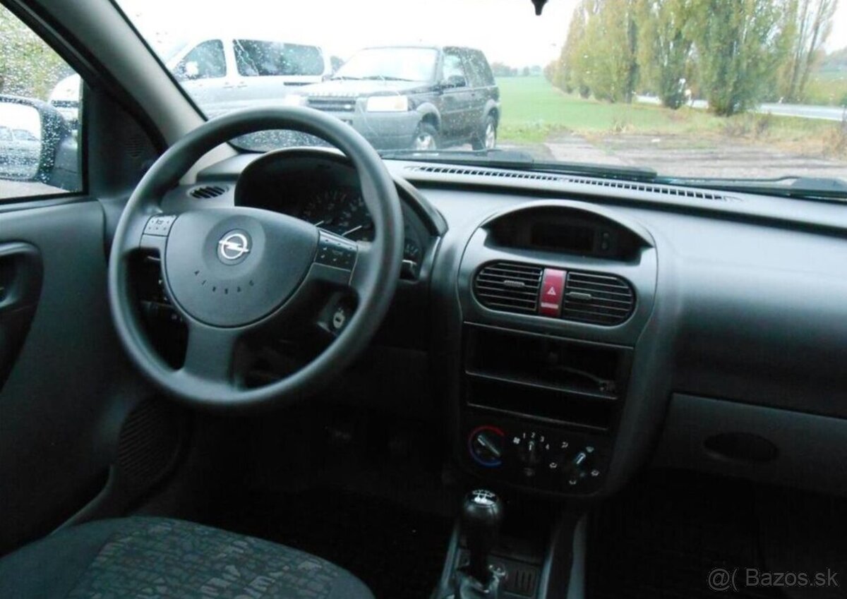 Opel Corsa 1,0 12V Comfort Serviska benzín - 12