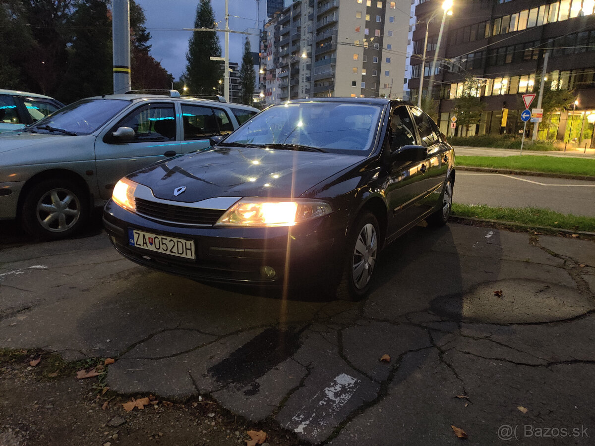 Renault Laguna 2002 NEPOJAZDNÉ - 12