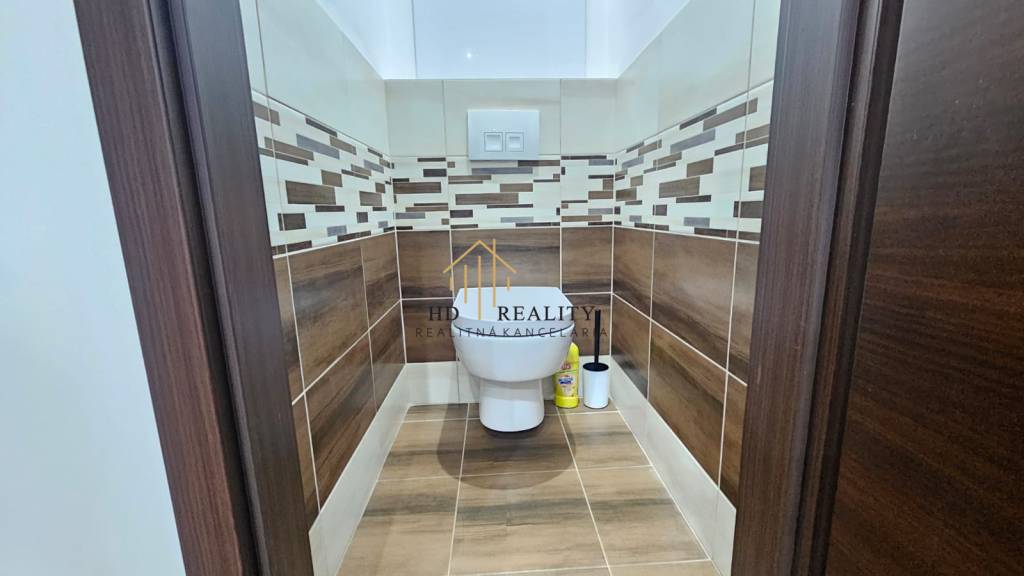 HD REALITY, Prenájom trojizbového bytu v Banskej Štiavnici - 12