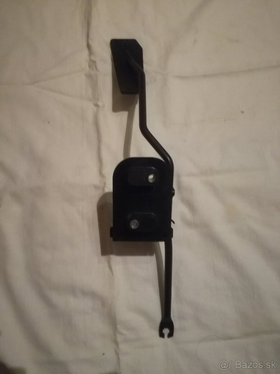 Mazda 323 BG pedále+snímače polohy - 12