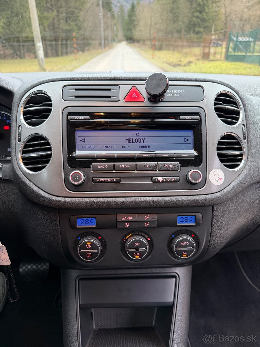 Volkswagen Tiguan 2.0 TDi 4 MOTION DSG - 12