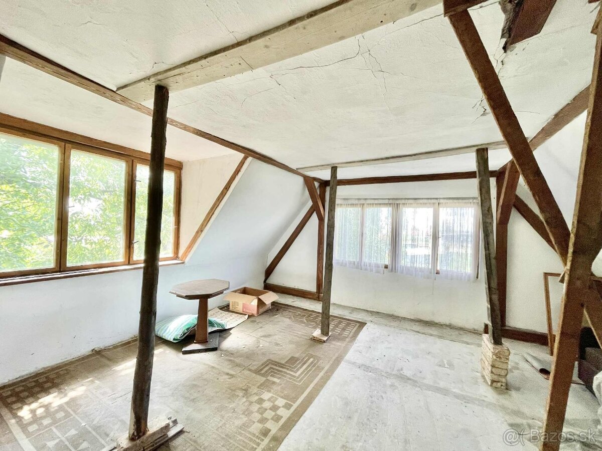 ZĽAVNENÉ • Na predaj rodinná vila s garážou a pozemkom - 12