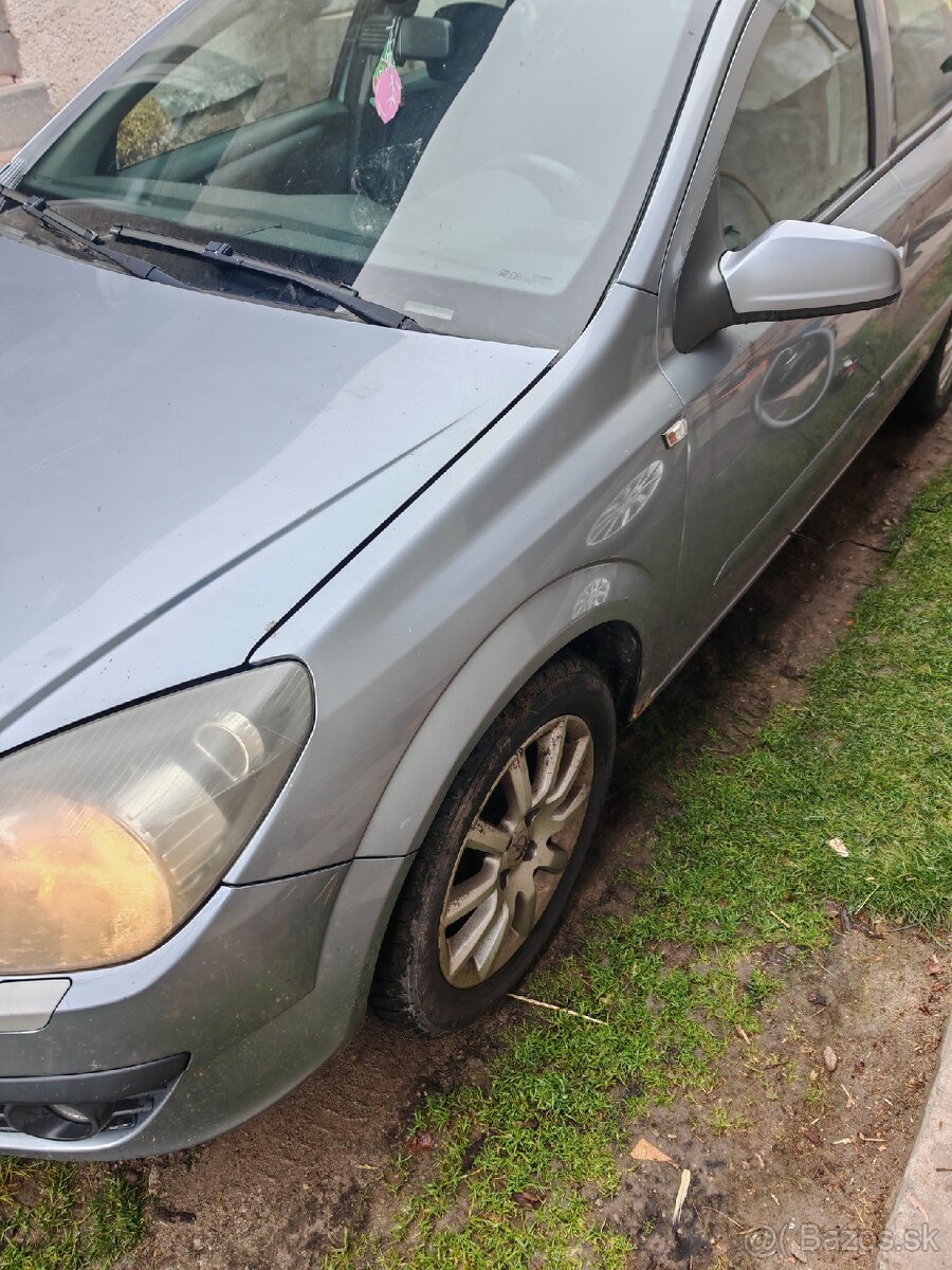 Predám Opel Astra H 2006 - 12