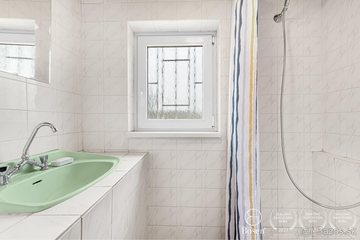 Rekreačná chata so súpisným číslom na predaj - 12