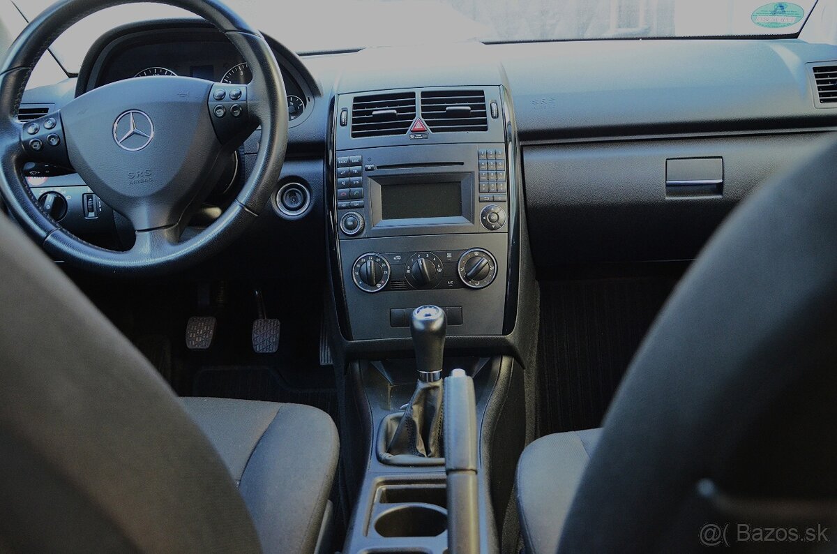 Mercedes-Benz A-Klasse A 160 Classic Benzin - 12