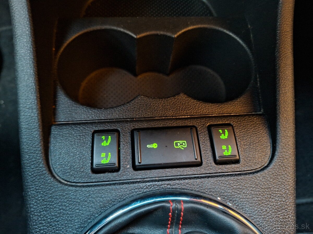 Predám Skoda Fabia 2--Monte Carlo-r.v-2013 - 12