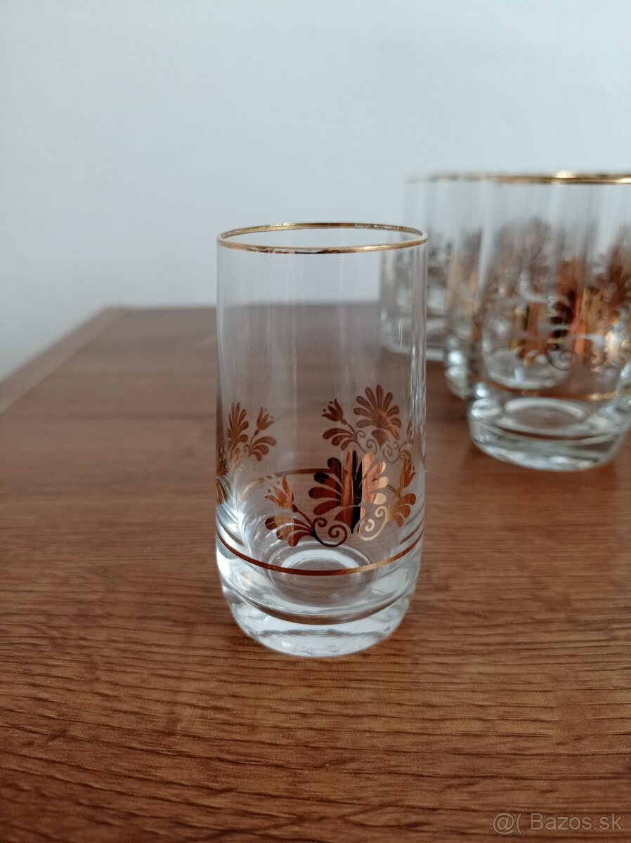 Rôzne retro sada sklenených pohárov - 12