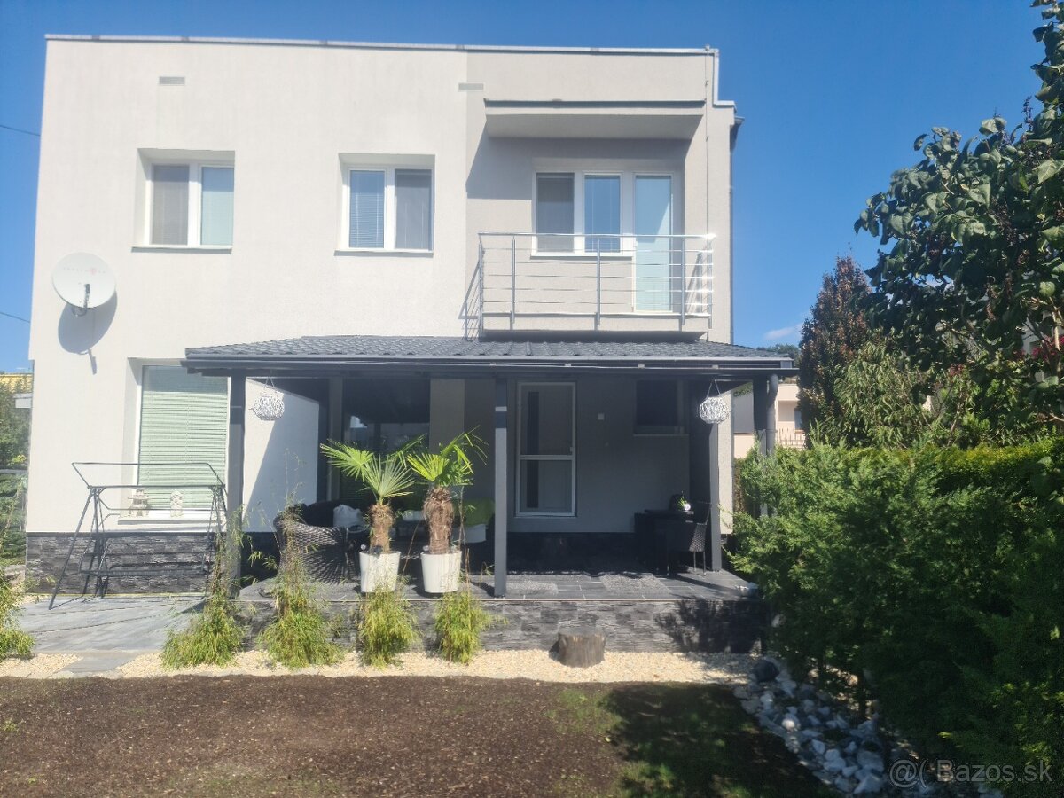 Drevené TERASY, FASÁDY, PRÍSTREŠKY, PLOTY - 12