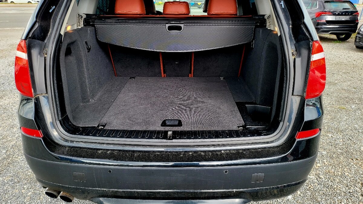 BMW X3 xDrive30d A/T - 12