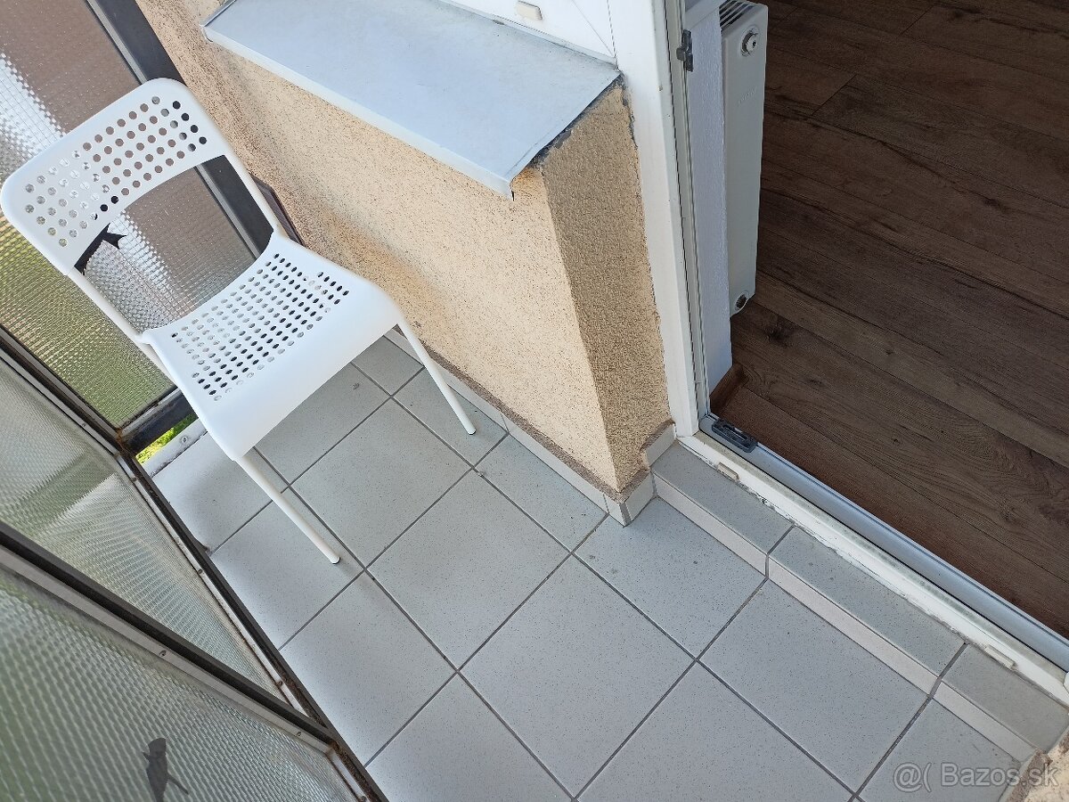 Velky 1i byt 42m2 - 12