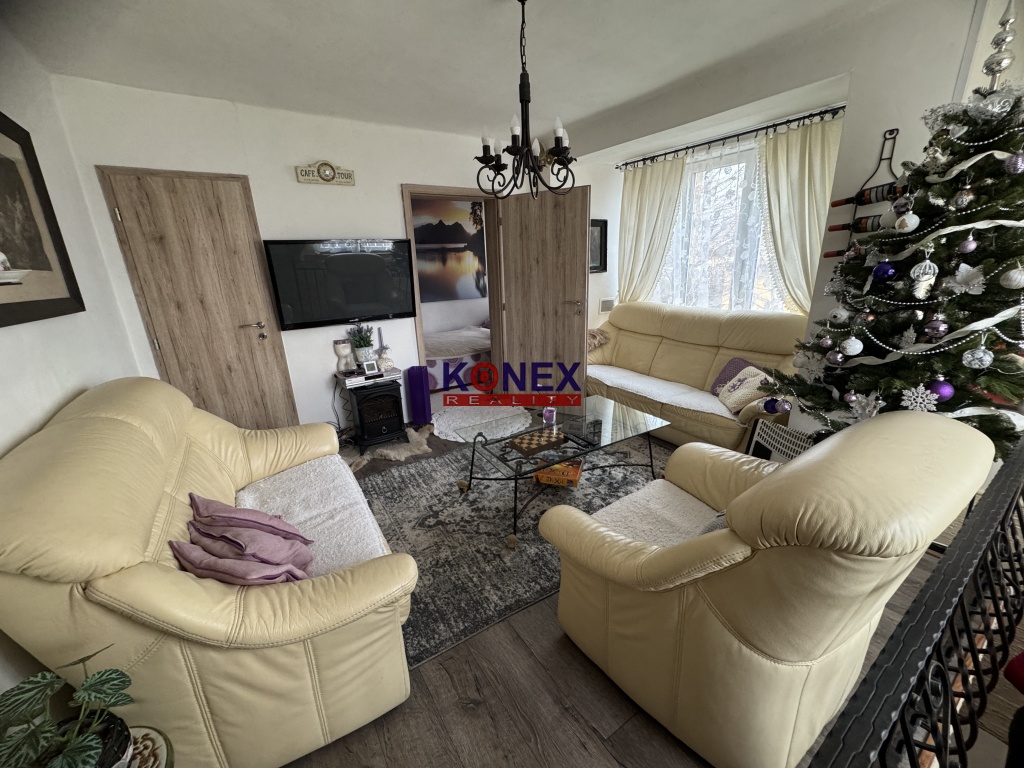 ID-3264 Murovaná dvojpodlažná chata na Šírave - 12