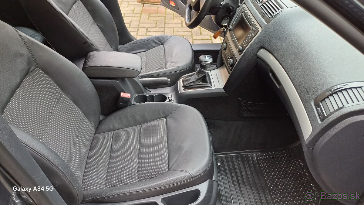 Škoda octavia combi 1.9TDI ťazne DSG rok 2009 - 12