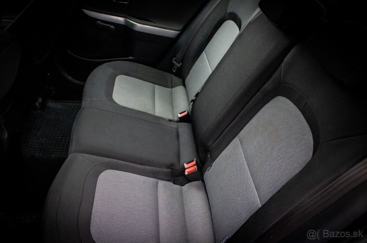 Kia Ceed 1.4 CVVT 73,6kW, M6, 5d. - 12