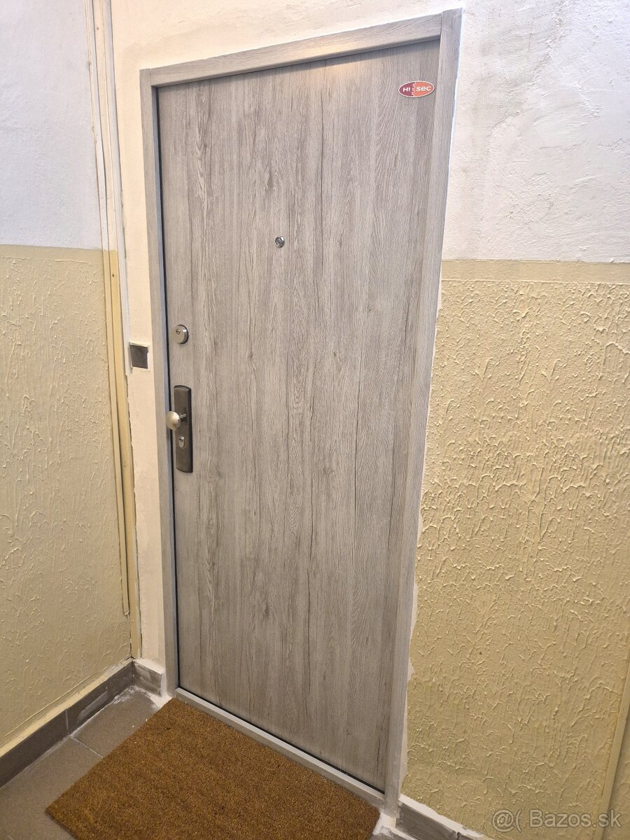 2izb byt Martinčekova Ružinov - Nivy - 12