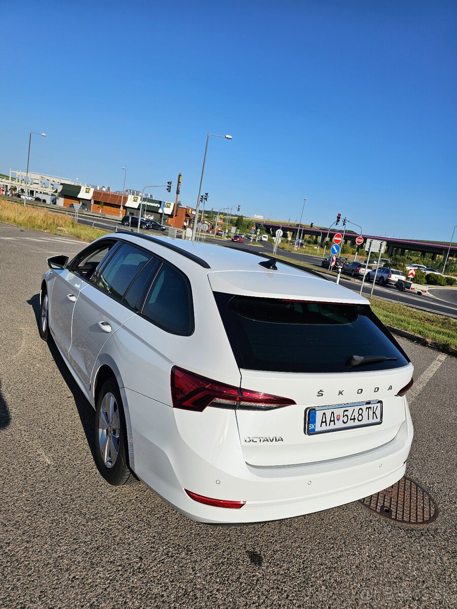Škoda Octavia 4 - 12
