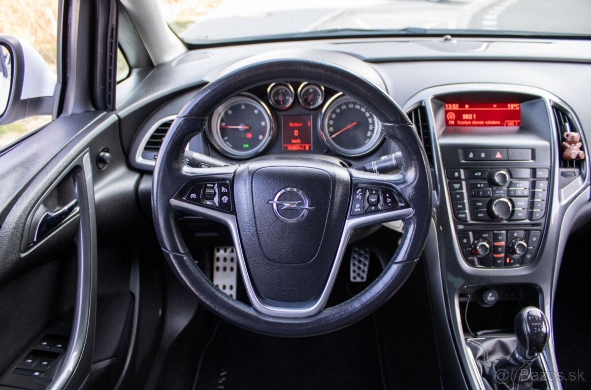 Opel Astra Notchback 1.7 CDTI 130k Cosmo - 12