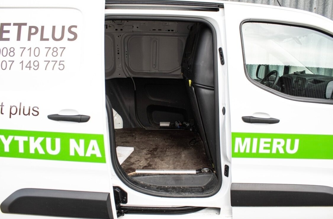 Opel Combo 1.2 Turbo | 2022 | 1. majiteľ - 12