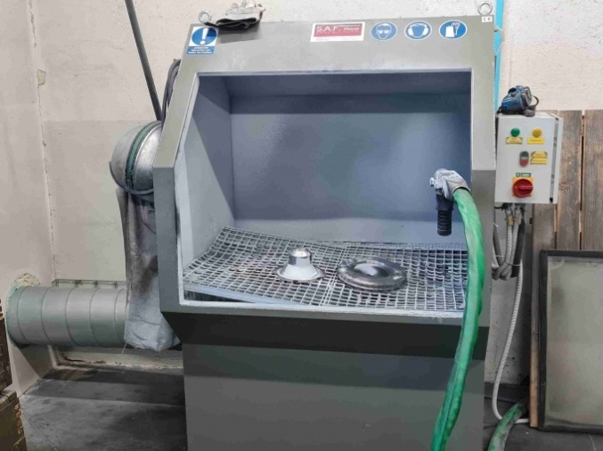 Prodávám Použitý odlučovač prachu DONALDSON DFE 2-8 V, r. v. - 12