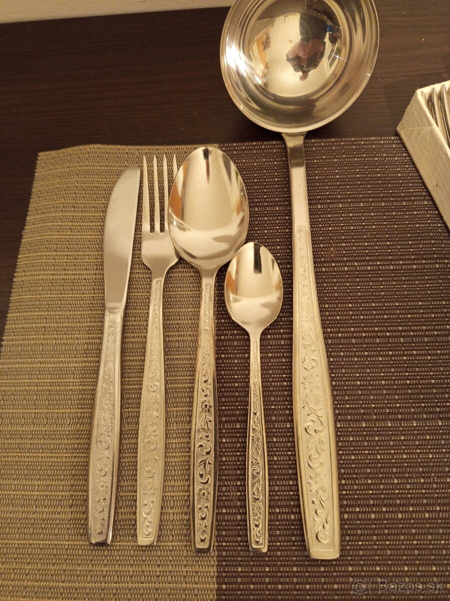 RETRO RUSKE PRIBORY-TOP STAV - 12