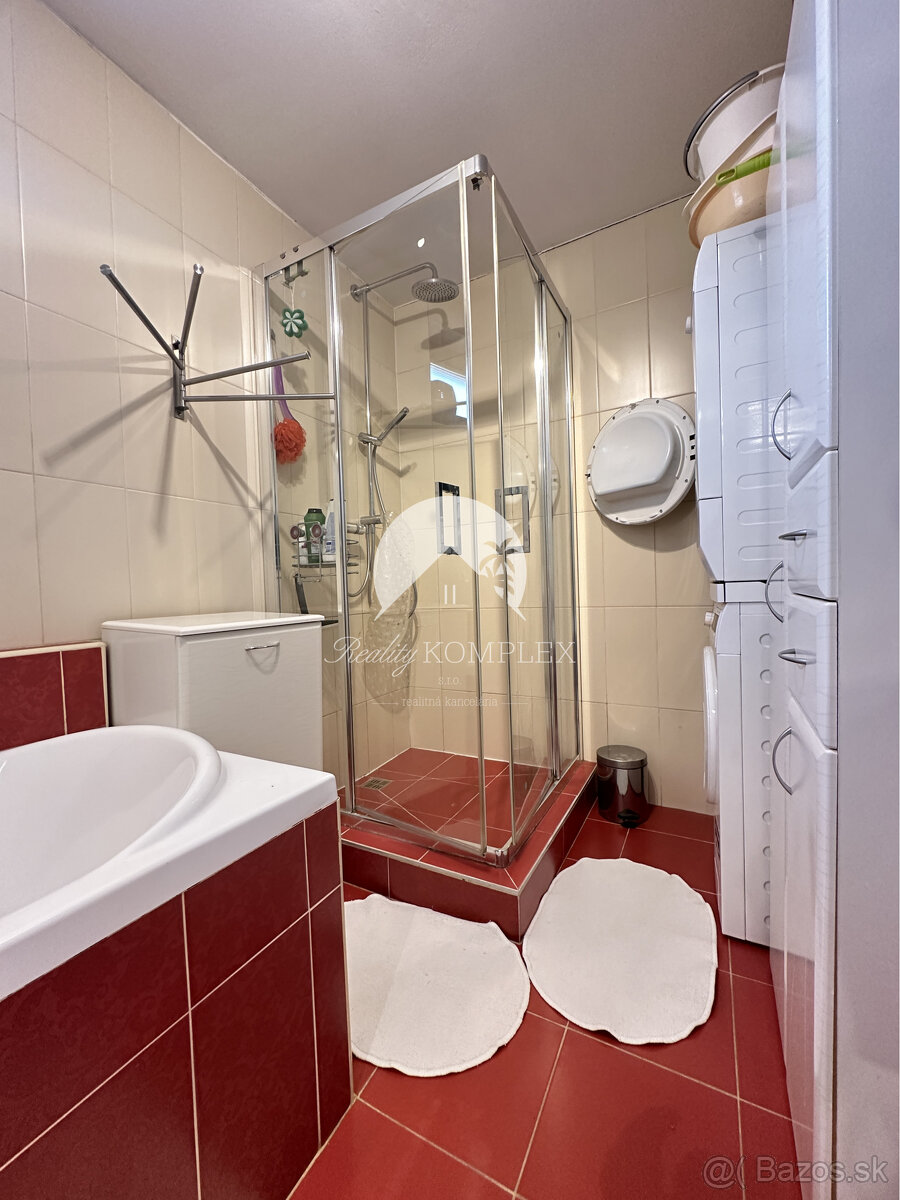 Reality KOMPLEX s.r.o. Vám ponúka EXKLUZÍVNE na predaj rodi - 12