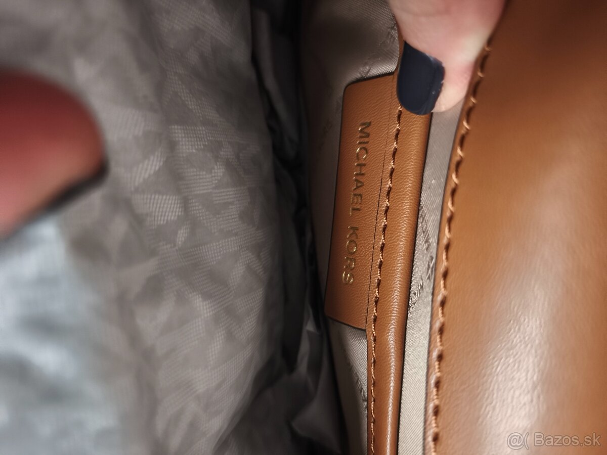 Hnedá kabelka zn. Michael Kors - 12