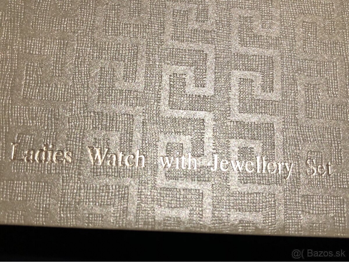 nový dámsky darčekový set hodinky a šperky - 12