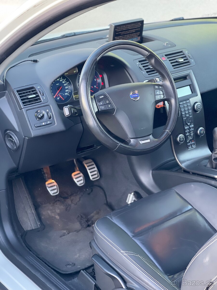 Volvo C30 R-Design - 12