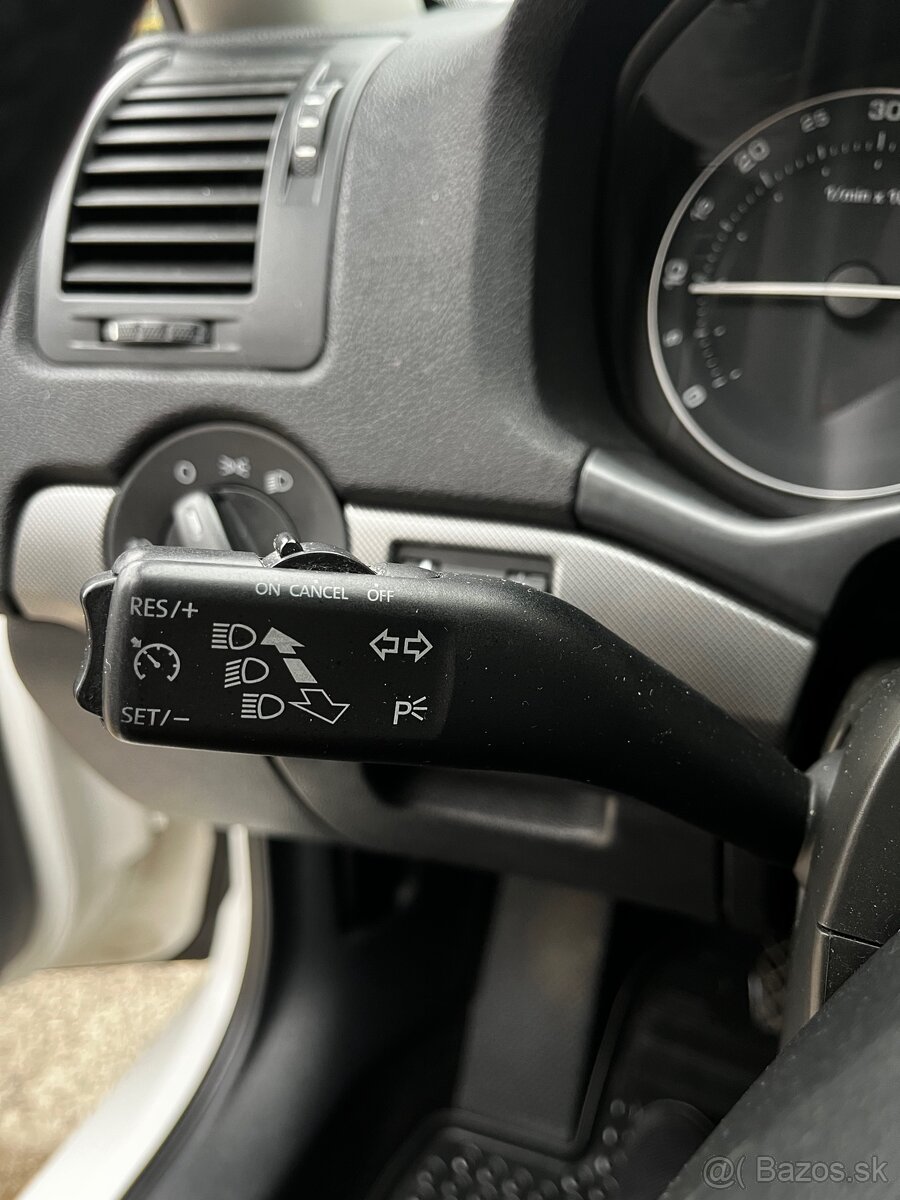 ➡️ ŠKODA OCTAVIA COMBI II 1.9 TDI 77KW ELEGANCE - 12