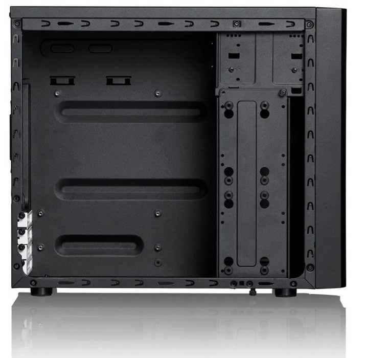 PC s Windows 11 Pro verzii 25H2 SK + LCD monitor - 12