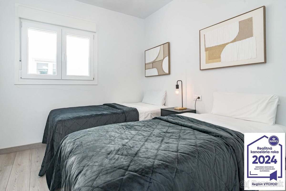 Penthouse v komplexe Estepona Gardens, Španielsko - 12