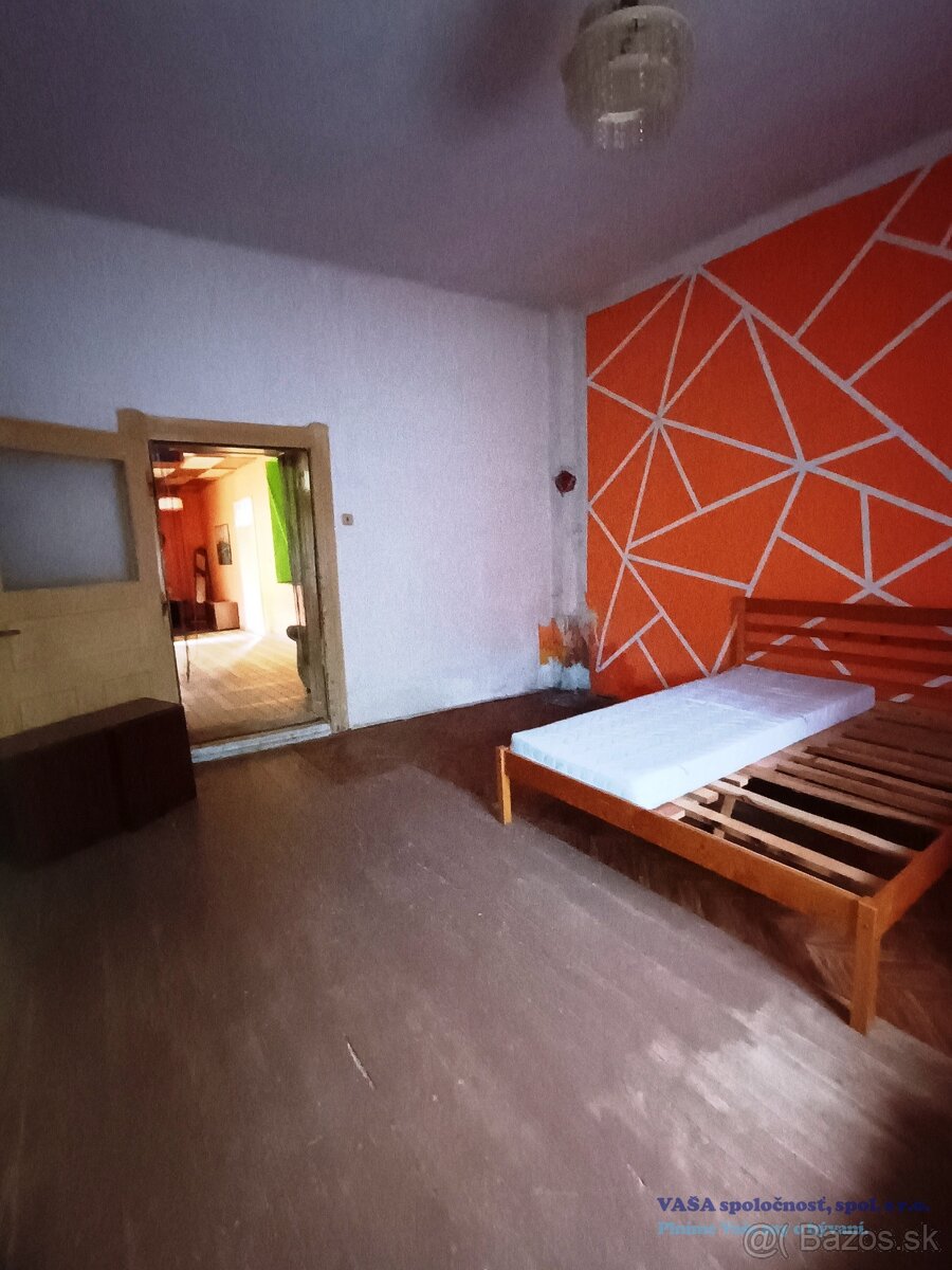 Predám veľký 3- izbový rodinný dom v Rimavskej Seči. - 12