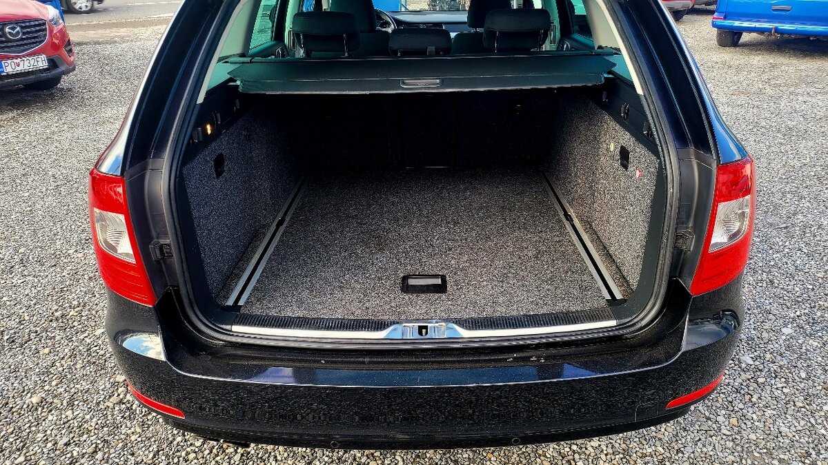 Škoda Superb Combi 2.0 TDI CR 170k Ambition DSG - 12