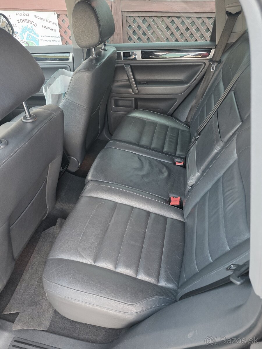 Volkswagen Touareg 3.0TDi - 12