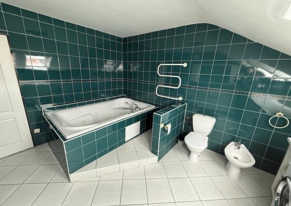 Polyfunkčný obytný dom v SNV - 12