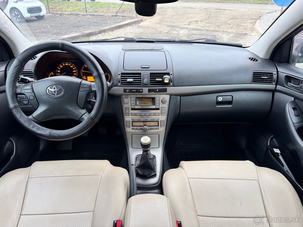 Toyota Avensis 2.0d - 12