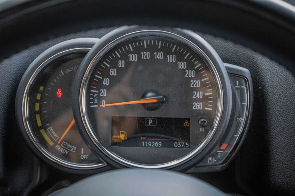 MINI Countryman SE ALL4 Plug-In Hybrid - 12