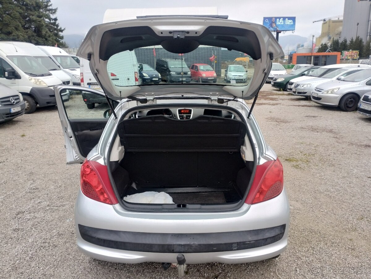 Peugeot 207 1.4 HDi Trendy - 12