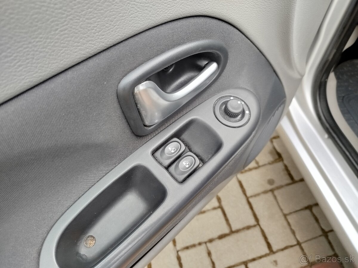 Renault Thalia TOP stav - 12