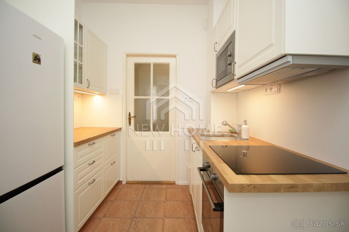 KARADŽIČOVA - 3,5 iz. byt v tehlovom dome max 4 osoby - 12